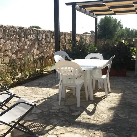 Casa Vacanze Lido Burrone Holiday home *